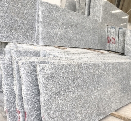 Đá Trắng Suối Lau