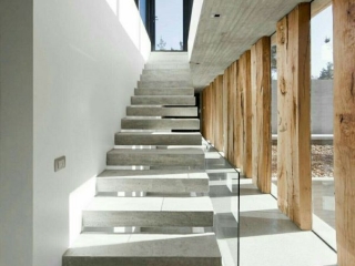 Lựa chọn đá 3cm hay 2cm ốp cầu thang ?