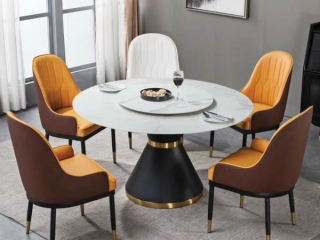 Có nên lựa chọn bàn ăn mặt đá?