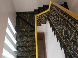 Tư vấn, cung cấp và thi công cầu thang sắt ốp đá hoa cương uy tín