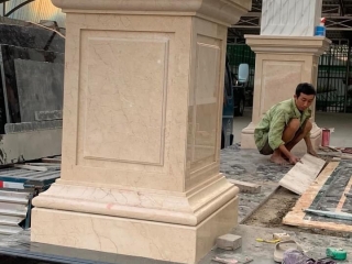 Thi công cột đá hoa cương theo yêu cầu, giá hợp lý