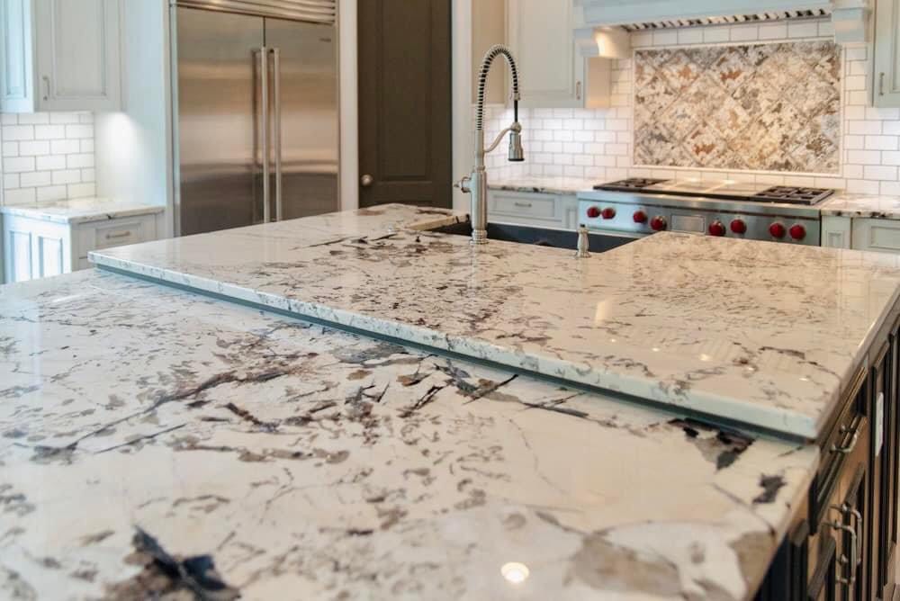 Thi công bàn bếp đá hoa cương Vũng Tàu