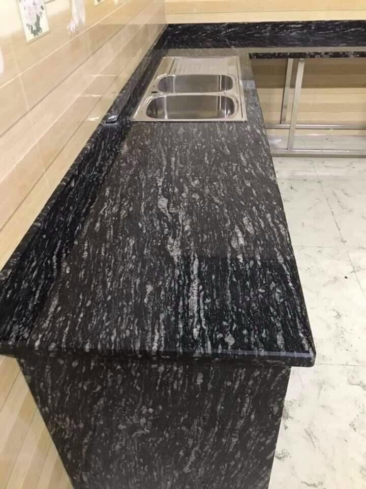 Thi công bàn bếp đá hoa cương TPHCM