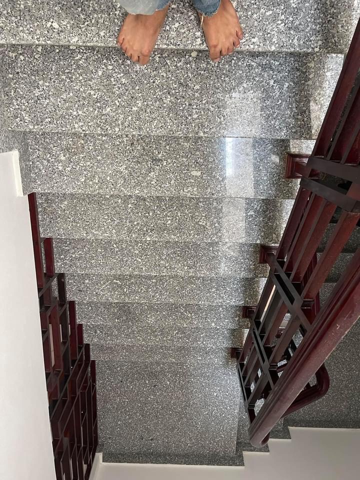 giá đá trắng suối lau