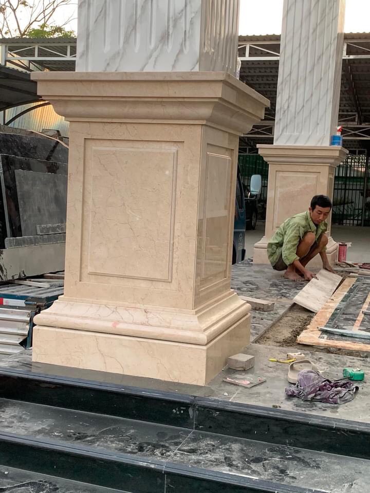thi công cột đá hoa cương
